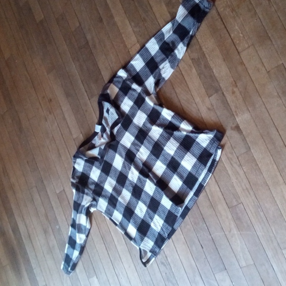 Joyspun size large checkered